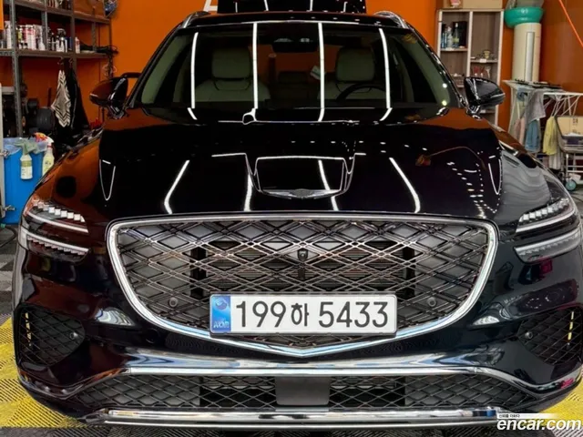 Genesis GV70 2.5T 2WD — миниатюра 1