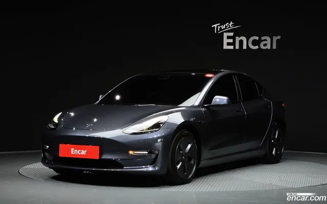 Tesla Model 3 AWD — миниатюра 1