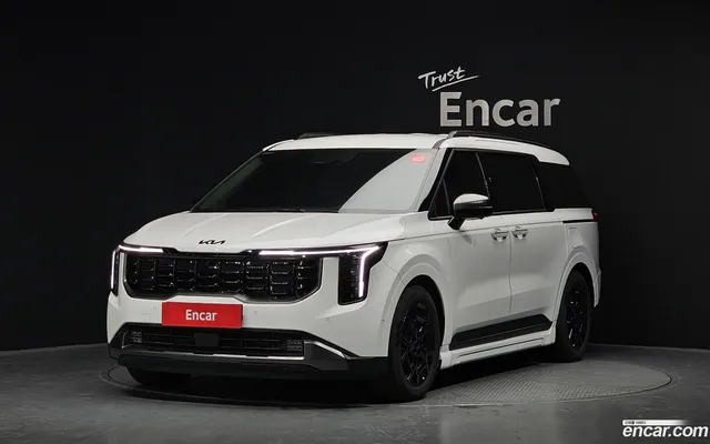 Kia Carnival HEV 9 X Line — миниатюра 1