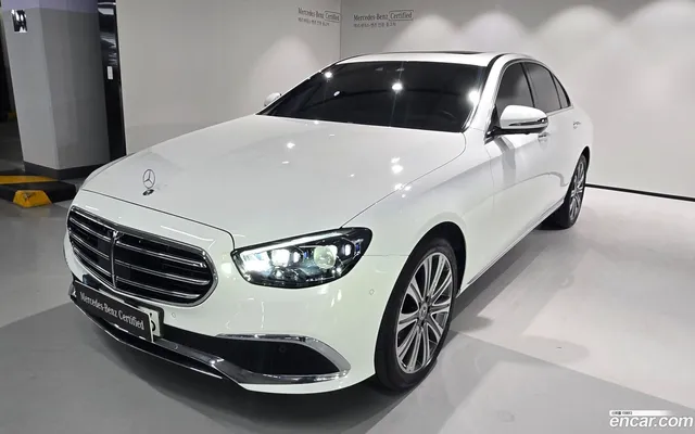 Mercedes-Benz E-Class (W213) E350 4MATIC — миниатюра 1