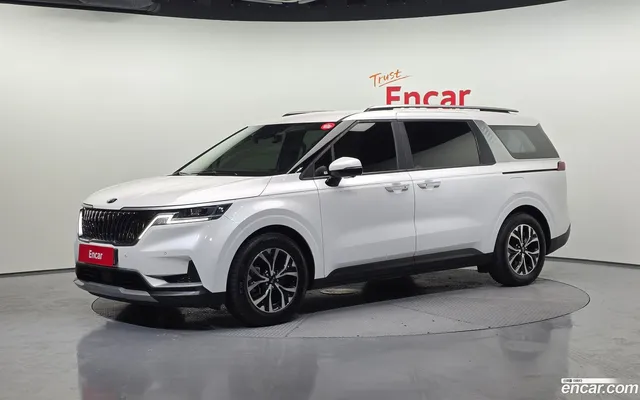 Kia Carnival 9 — миниатюра 1