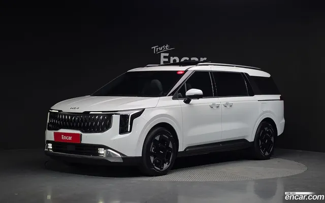 Kia Carnival HEV 9 — миниатюра 1