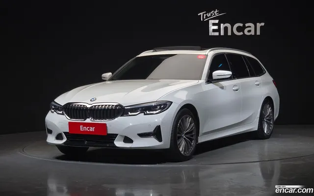 BMW 3 Series (G20) 320i — миниатюра 1