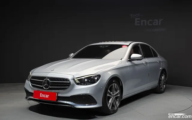 Mercedes-Benz E-Class (W213) E350 4MATIC — миниатюра 1