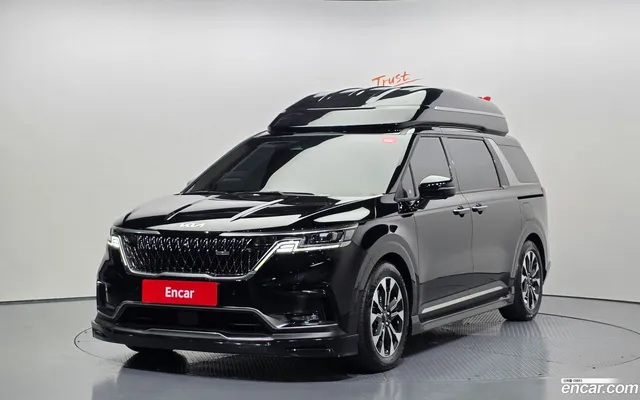 Kia Carnival 9 () — миниатюра 1