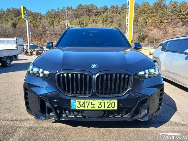 BMW X5 (G05) xDrive 50e M — миниатюра 1