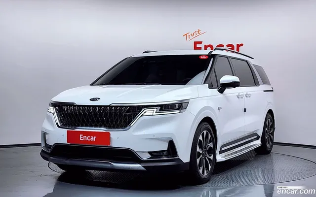 Kia Carnival 7 — миниатюра 1