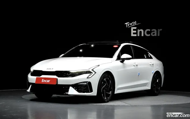 Kia K5 Hybrid — миниатюра 1