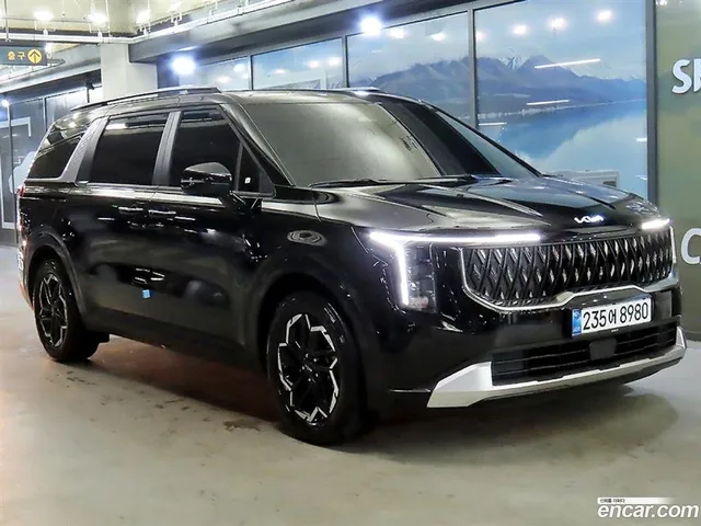 Kia Carnival 9 — миниатюра 1