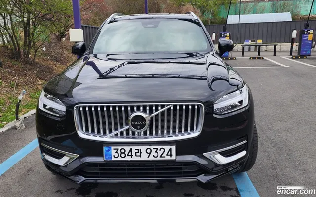 Volvo XC90 B6 — миниатюра 1