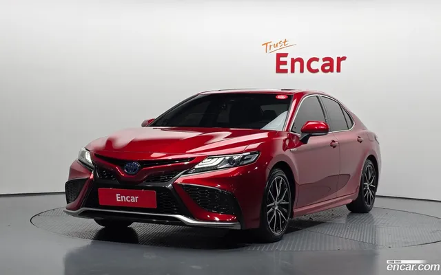 Toyota Camry (XV70) 2.5 XSE — миниатюра 1