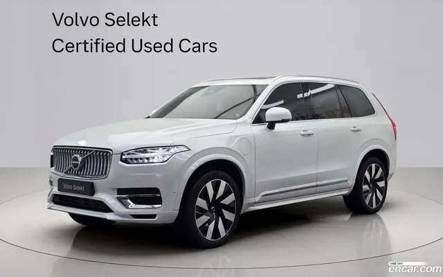 Volvo XC90 T8 — миниатюра 1