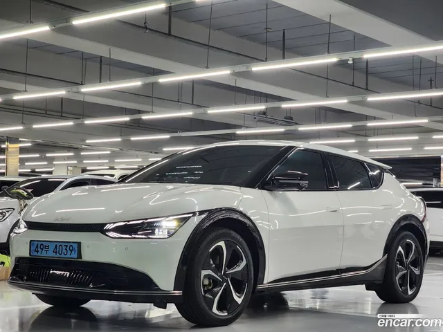 Kia EV6 — миниатюра 1