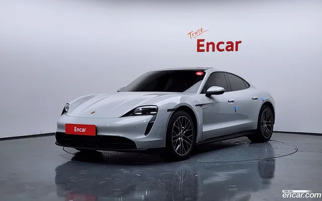 Porsche Taycan — миниатюра 1