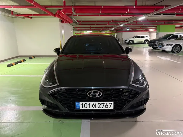 Hyundai Sonata (DN8) 2.0 — миниатюра 1