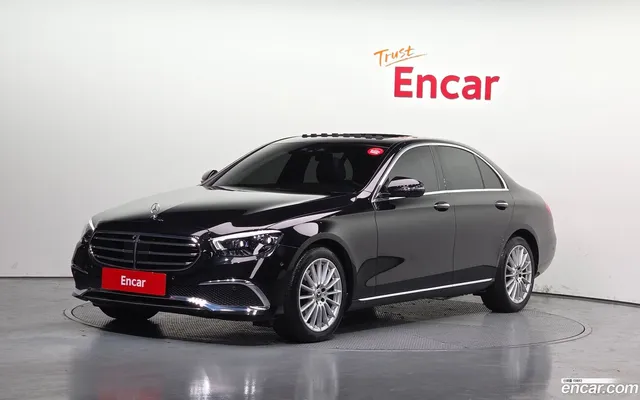 Mercedes-Benz E-Class (W213) E250 — миниатюра 1