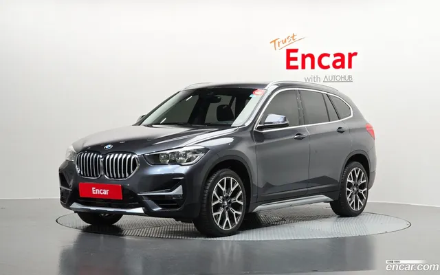 BMW X1 (F48) xDrive 20i xLine — миниатюра 1