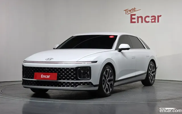 Hyundai Grandeur Hybrid (GN7) — миниатюра 1