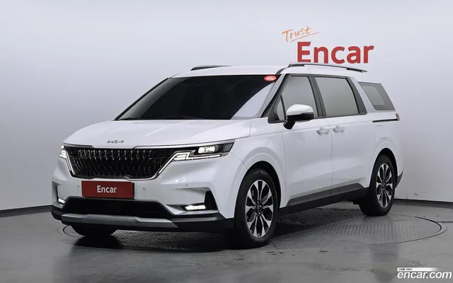 Kia Carnival 9 — миниатюра 1