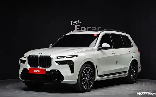BMW X7 (G07) xDrive 40i M 7 — миниатюра 1
