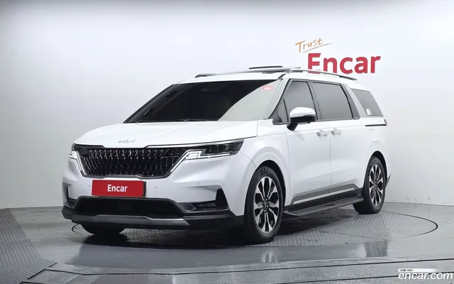 Kia Carnival 7 — миниатюра 1