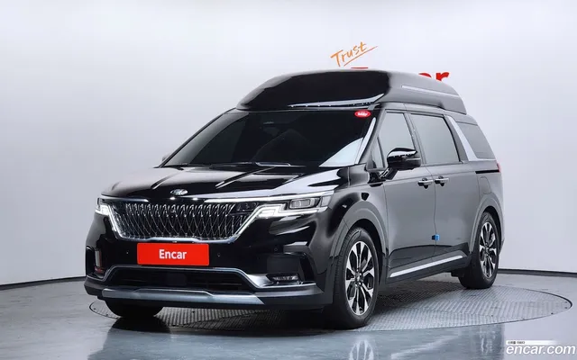 Kia Carnival 9 () — миниатюра 1