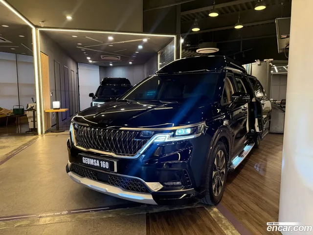 Kia Carnival 4 () — миниатюра 1