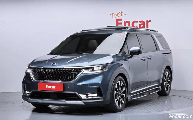 Kia Carnival 7 — миниатюра 1