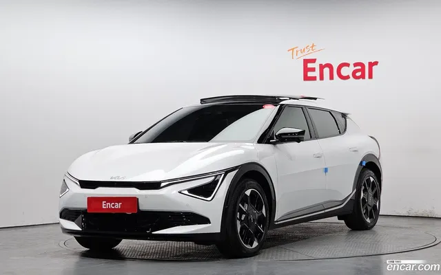 Kia EV6 2WD — миниатюра 1