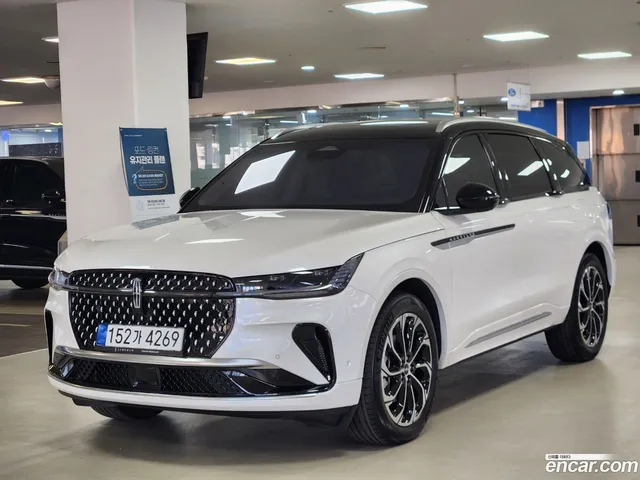 Lincoln Nautilus 2.0 AWD — миниатюра 1