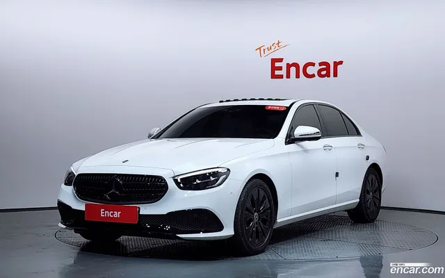 Mercedes-Benz E-Class (W213) E250 — миниатюра 1