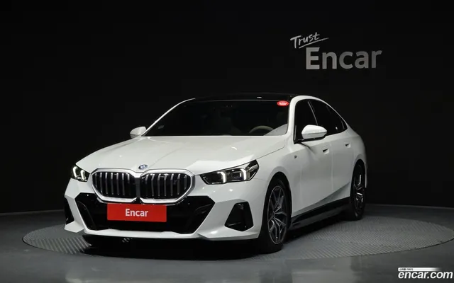 BMW i5 (G60) eDrive 40 M — миниатюра 1