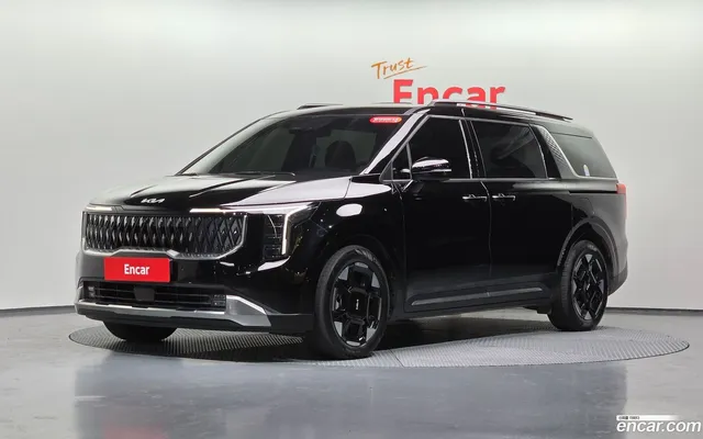 Kia Carnival 7 — миниатюра 1