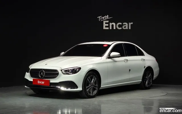 Mercedes-Benz E-Class (W213) E350 4MATIC — миниатюра 1