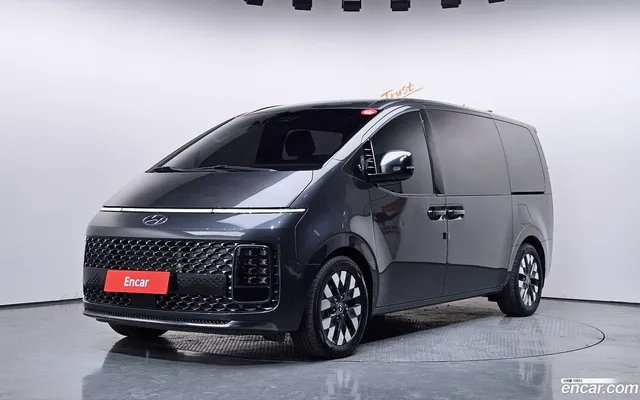 Hyundai Staria 4WD 9 — миниатюра 1