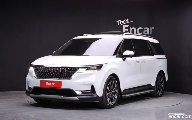 Kia Carnival 7 — миниатюра 1