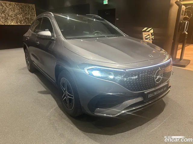 Mercedes-Benz EQA (H243) EQA250 AMG — миниатюра 1
