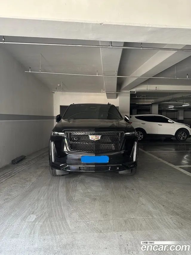 Cadillac 5 6.2 ESV — миниатюра 1