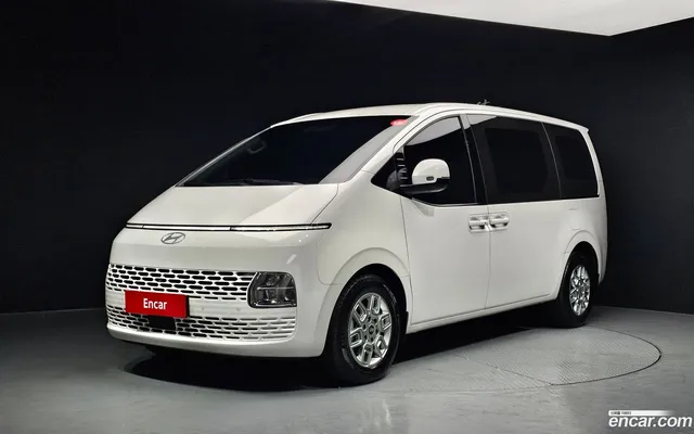 Hyundai Staria HEV 1.6 3 — миниатюра 1