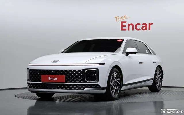 Hyundai Grandeur Hybrid (GN7) — миниатюра 1