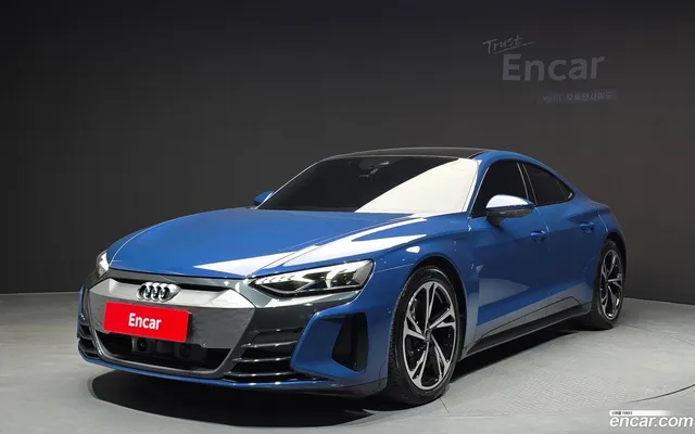 Audi e-tron GT GT — миниатюра 1