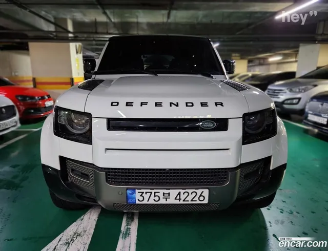 Land Rover (L663) 110 P300 X- SE — миниатюра 1