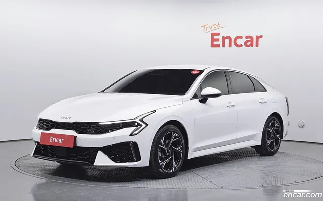 Kia K5 Hybrid — миниатюра 1