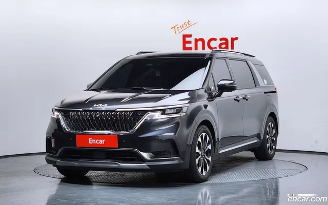 Kia Carnival 7 — миниатюра 1