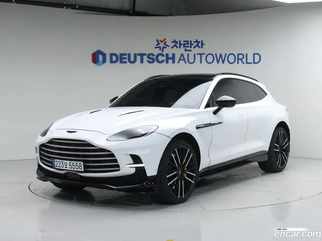 Aston Martin DBX 4.0 V8 707 — миниатюра 1
