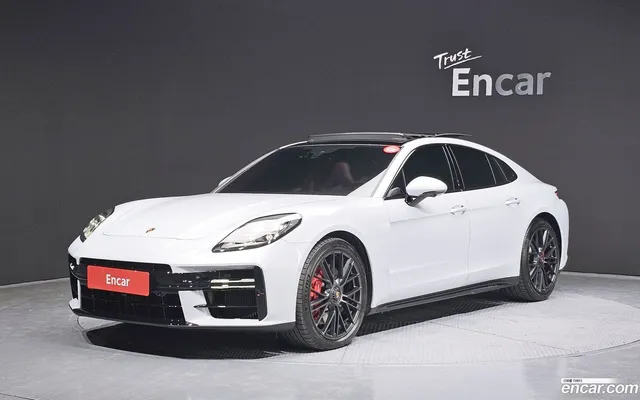 Porsche Panamera (976) 4.0 GTS — миниатюра 1