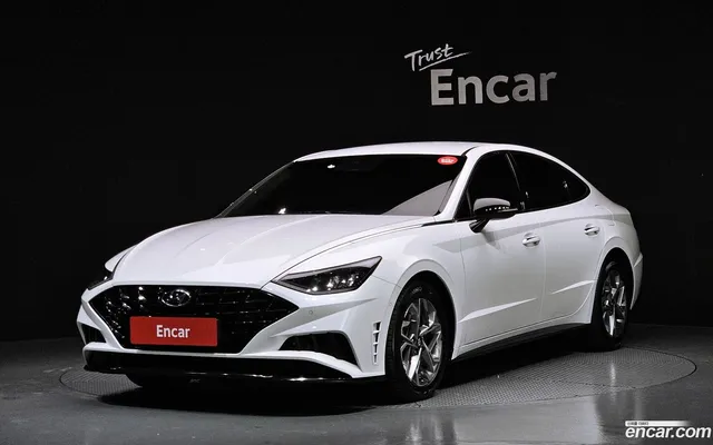 Hyundai Sonata (DN8) 1.6 — миниатюра 1