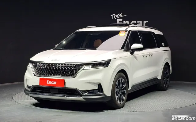 Kia Carnival 9 — миниатюра 1