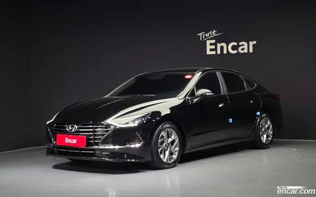 Hyundai Sonata (DN8) 2.0 — миниатюра 1