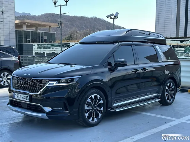 Kia Carnival 9 — миниатюра 1